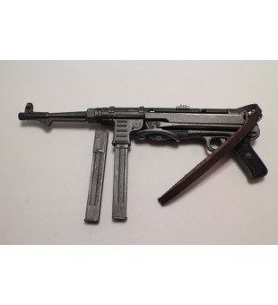 Submachine Gun (MP40) / 衝鋒槍